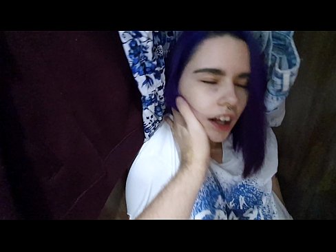 ❤️ زما خور په الماری کې وموندله او د هغې سره یې مرسته وکړه ️❌ جنس
